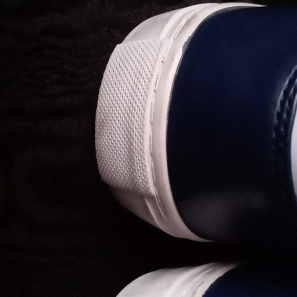 Tommy Sneakers - Picture 6 of 8